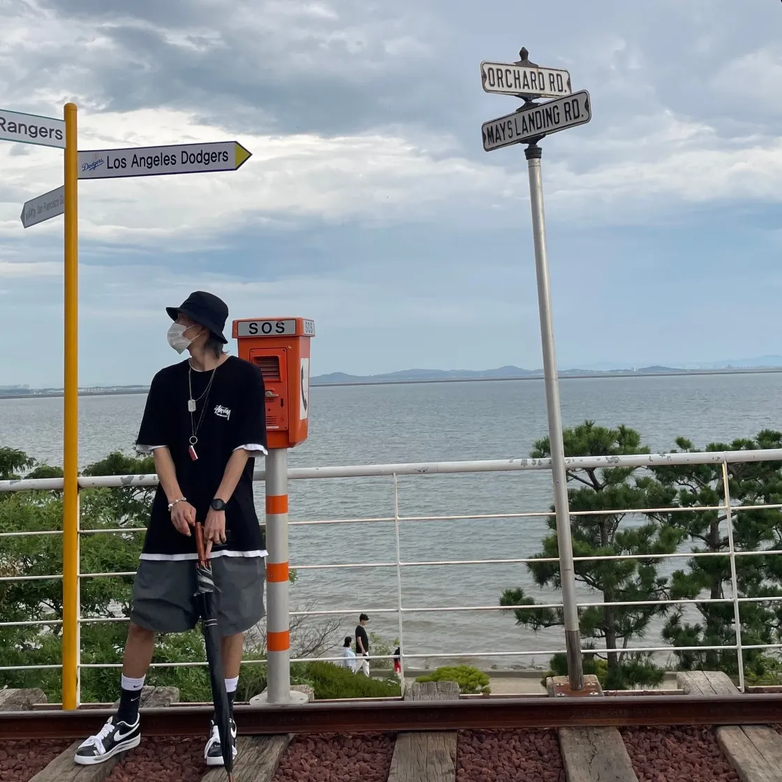 스투시 카네이션 티셔츠 블랙 thumbnail 6