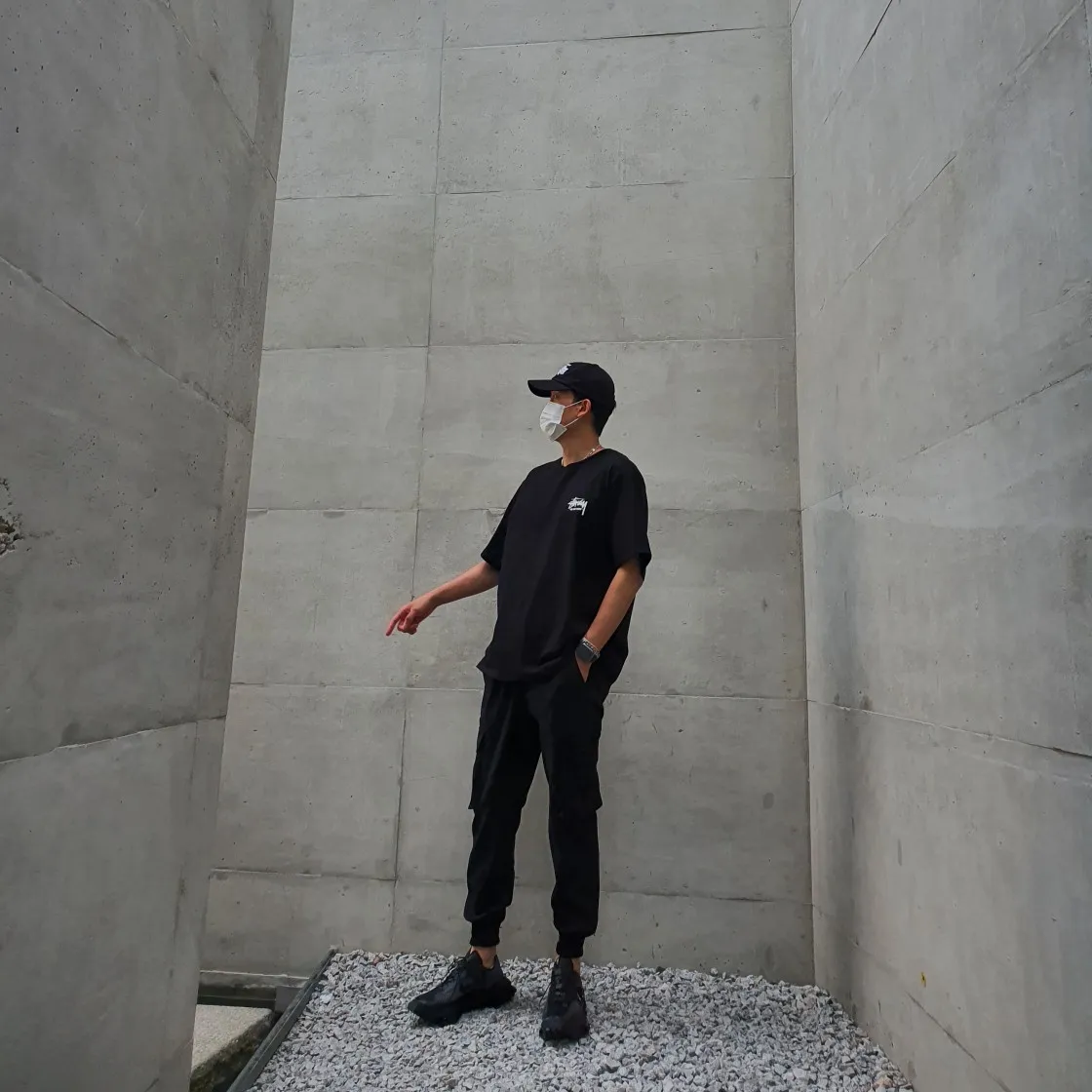 스투시 카네이션 티셔츠 블랙 thumbnail 8