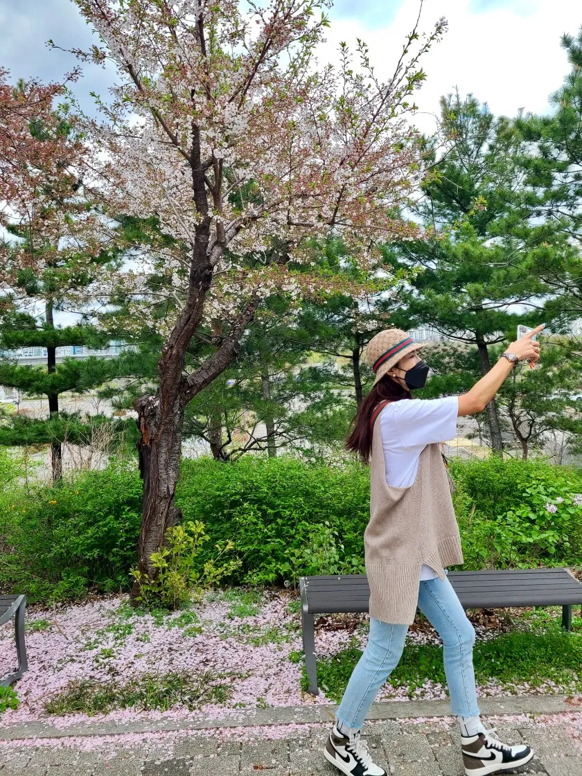 슈프림 모션 로고 티셔츠 화이트 - 20SS thumbnail 6