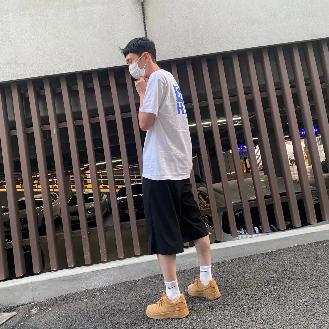 슈프림 안티히어로 도그 티셔츠 화이트 - 22SS thumbnail 9