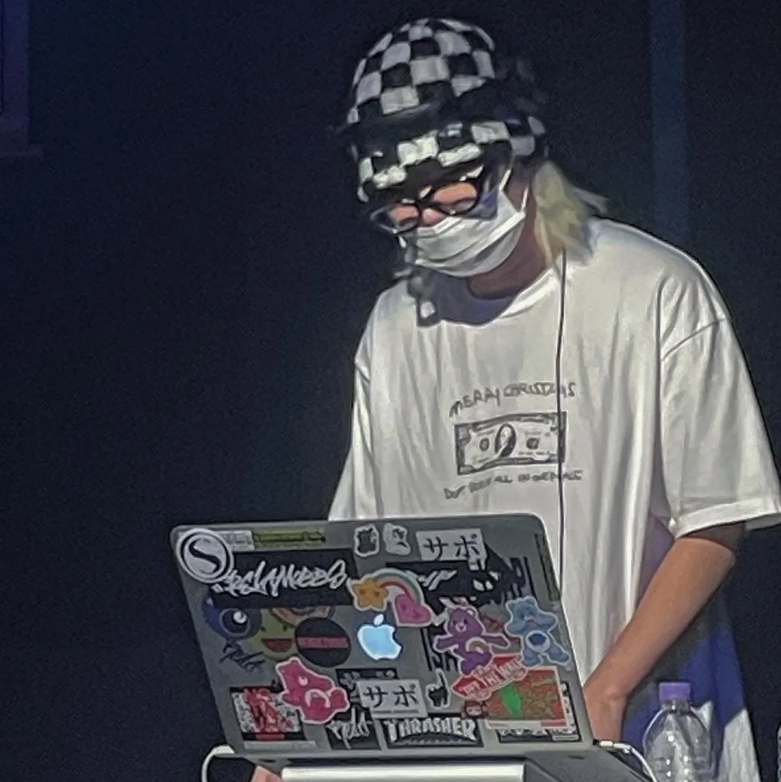 슈프림 스펜드 잇 티셔츠 화이트 - 21FW thumbnail 2