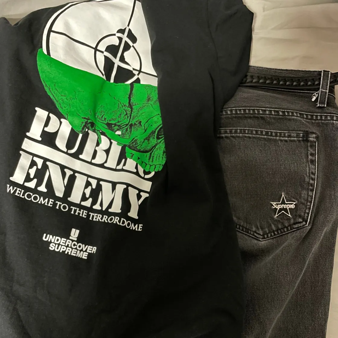 슈프림 x 언더커버 퍼블릭 에너미 테러돔 티셔츠 블랙 - 18SS thumbnail 5