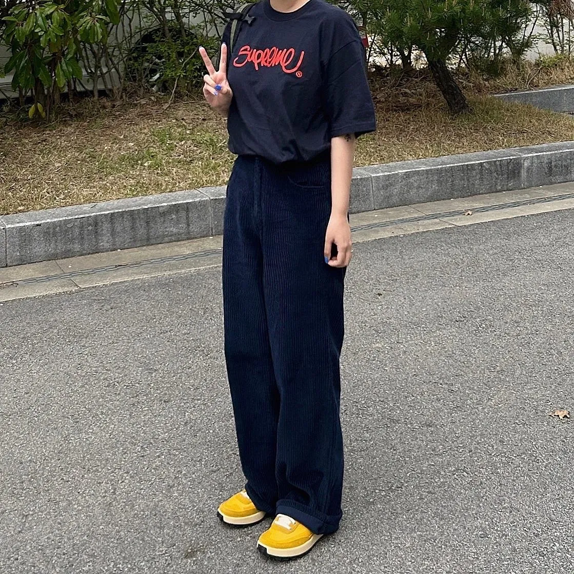 슈프림 핸드스타일 티셔츠 네이비 - 22SS thumbnail 2