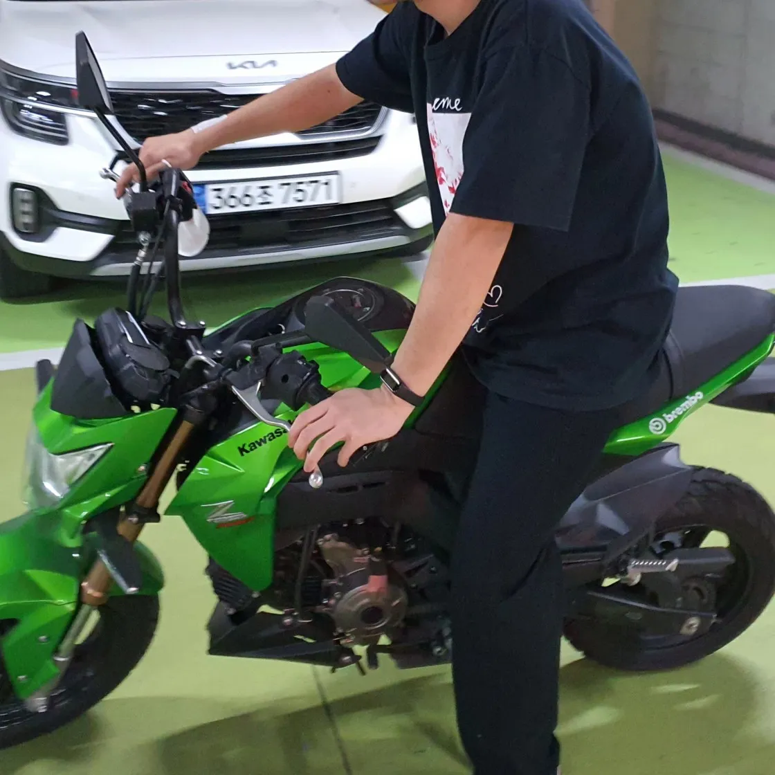 슈프림 마돈나 티셔츠 블랙 - 18FW thumbnail 2