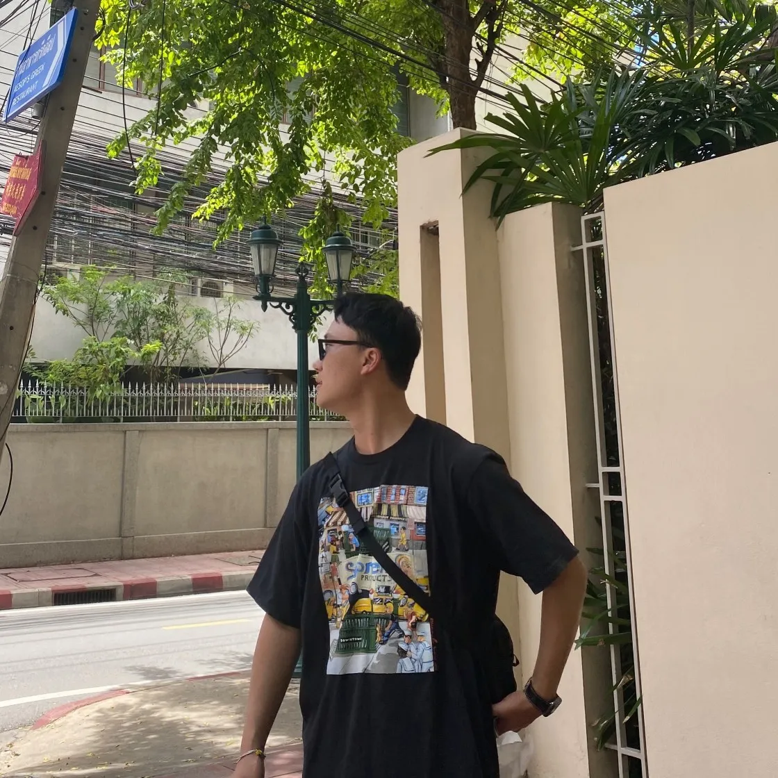 슈프림 맨하탄 티셔츠 블랙 - 22SS thumbnail 2