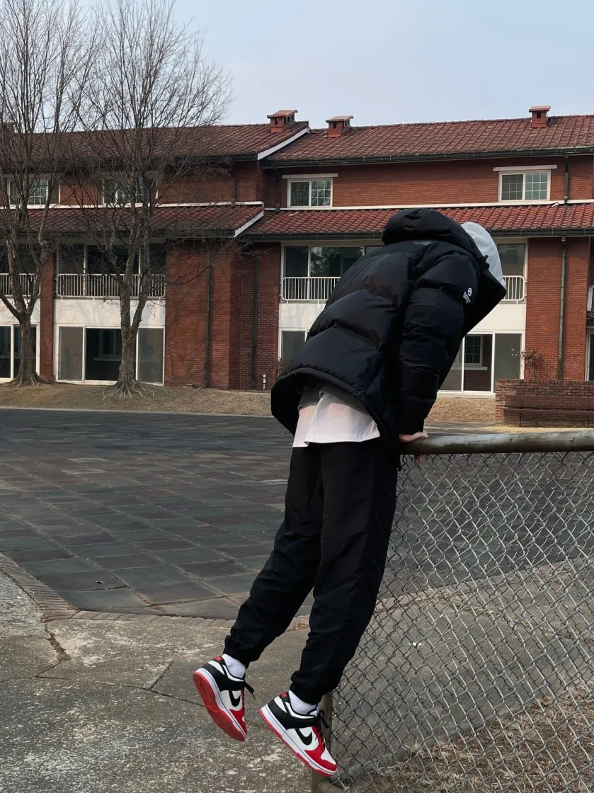 슈프림 크롬 로고 티셔츠 화이트 - 20SS thumbnail 2