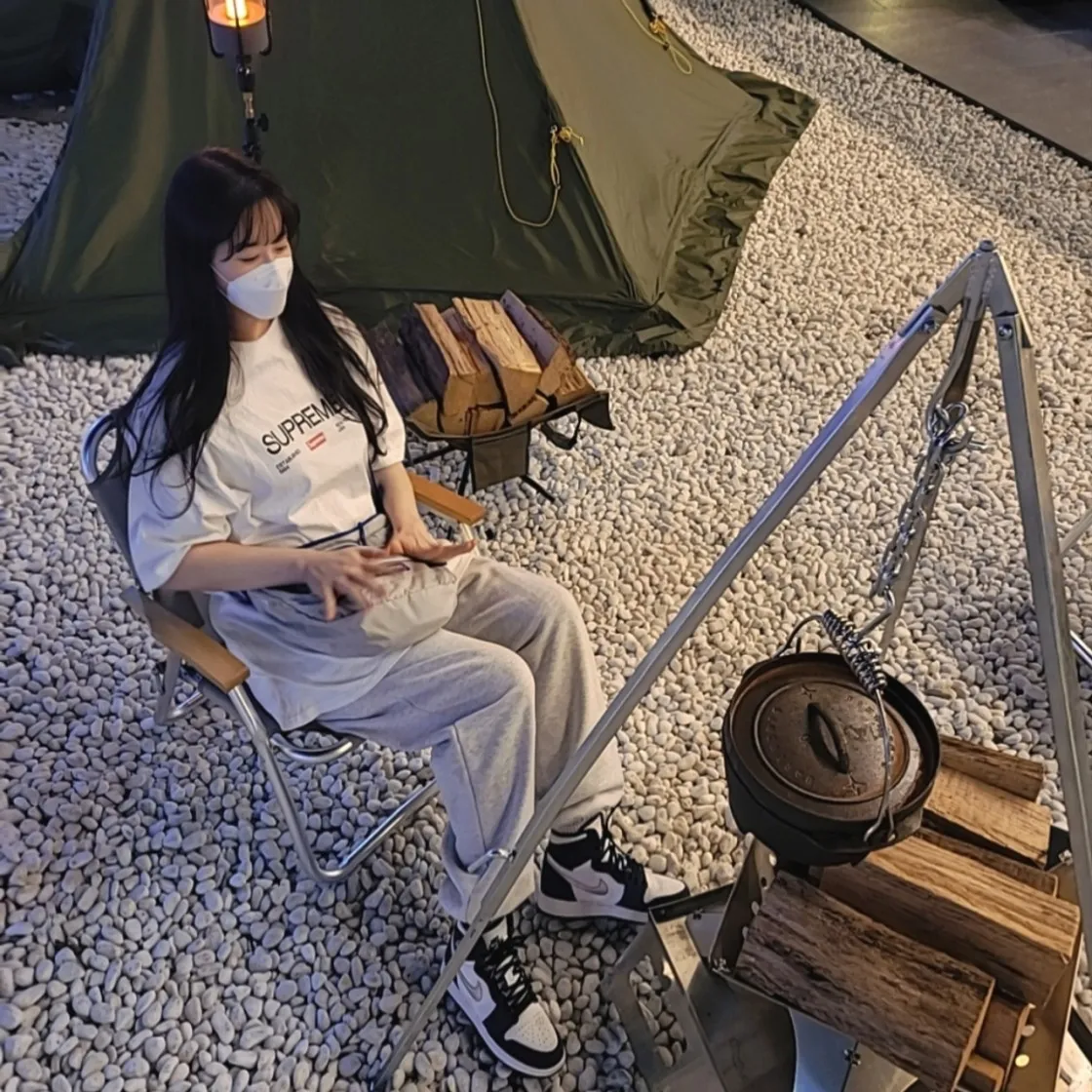 슈프림 Est. 1994 티셔츠 화이트 - 21FW thumbnail 4