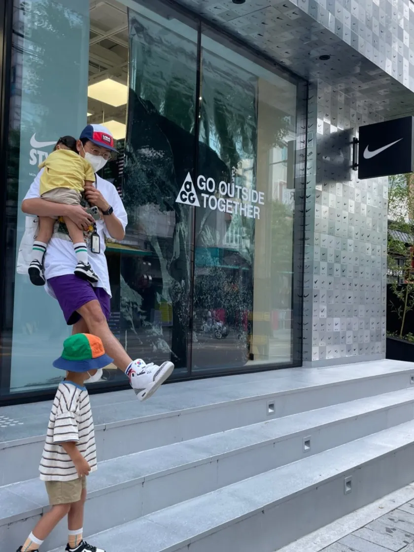 슈프림 맨하탄 티셔츠 화이트 - 22SS thumbnail 9