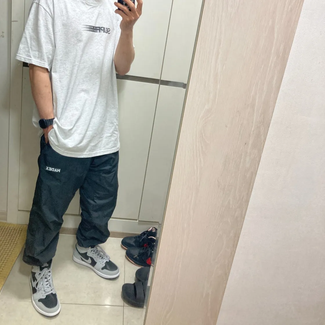 슈프림 모션 로고 티셔츠 애쉬 그레이 - 20SS thumbnail 2