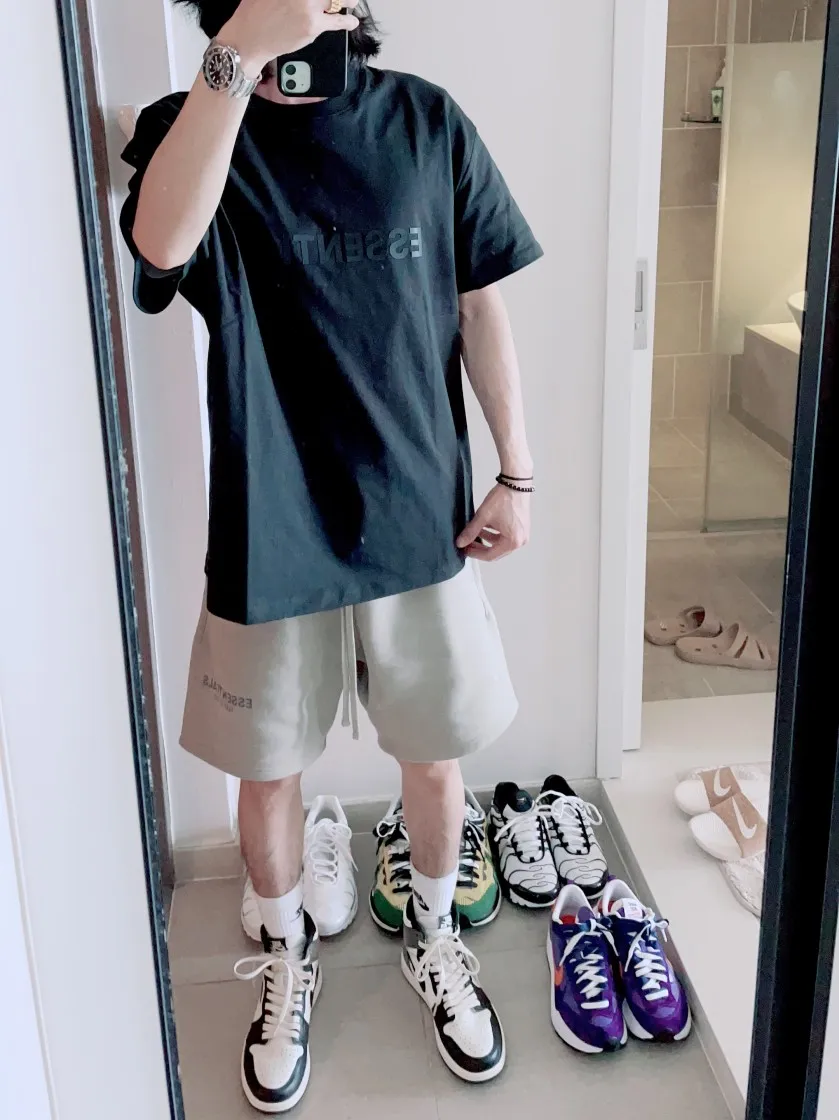 에센셜 3D 실리콘 아플리케 박시 티셔츠 웨더드 블랙 - 20FW thumbnail 5