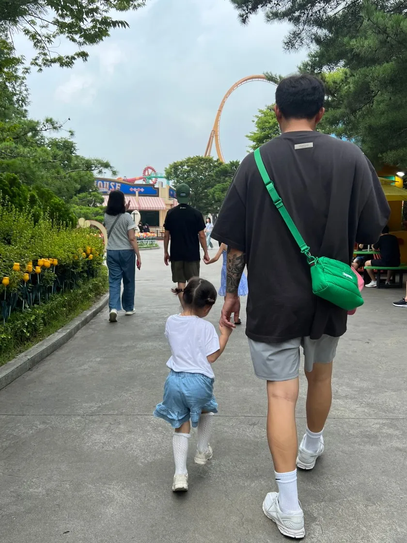 에센셜 1977 티셔츠 아이언 - 22SS thumbnail 5