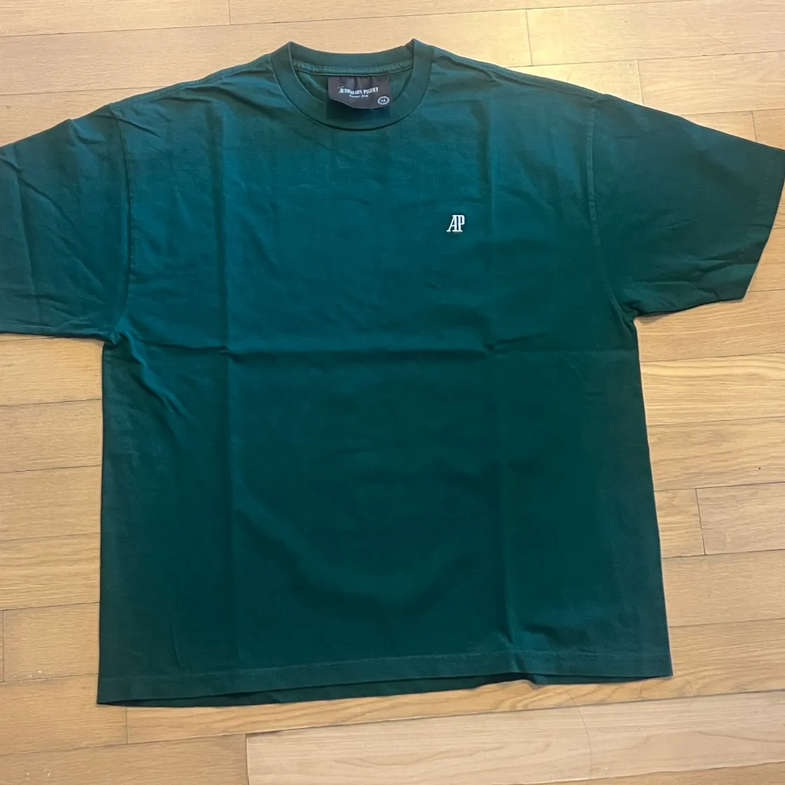 트래비스 스캇 캑터스 잭 x 오데마 피게 워치 페이스 티셔츠 그린 thumbnail 2