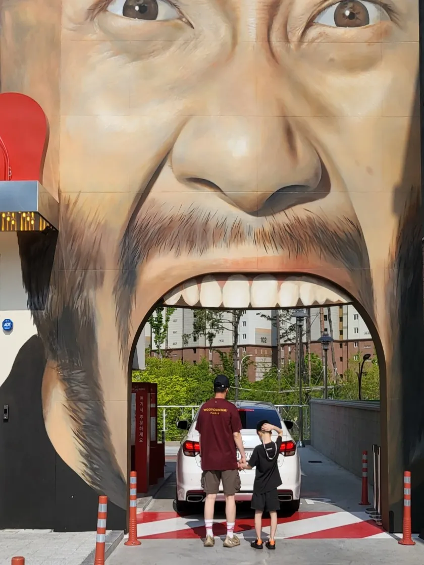 에센셜 티셔츠 블랙 - 21SS thumbnail 9