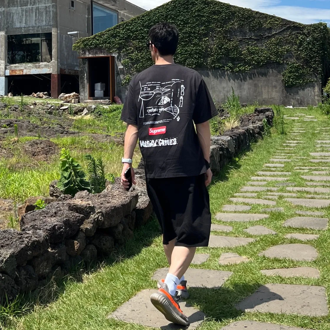 슈프림 밀포드 그레이브스 티셔츠 블랙 - 22FW thumbnail 3