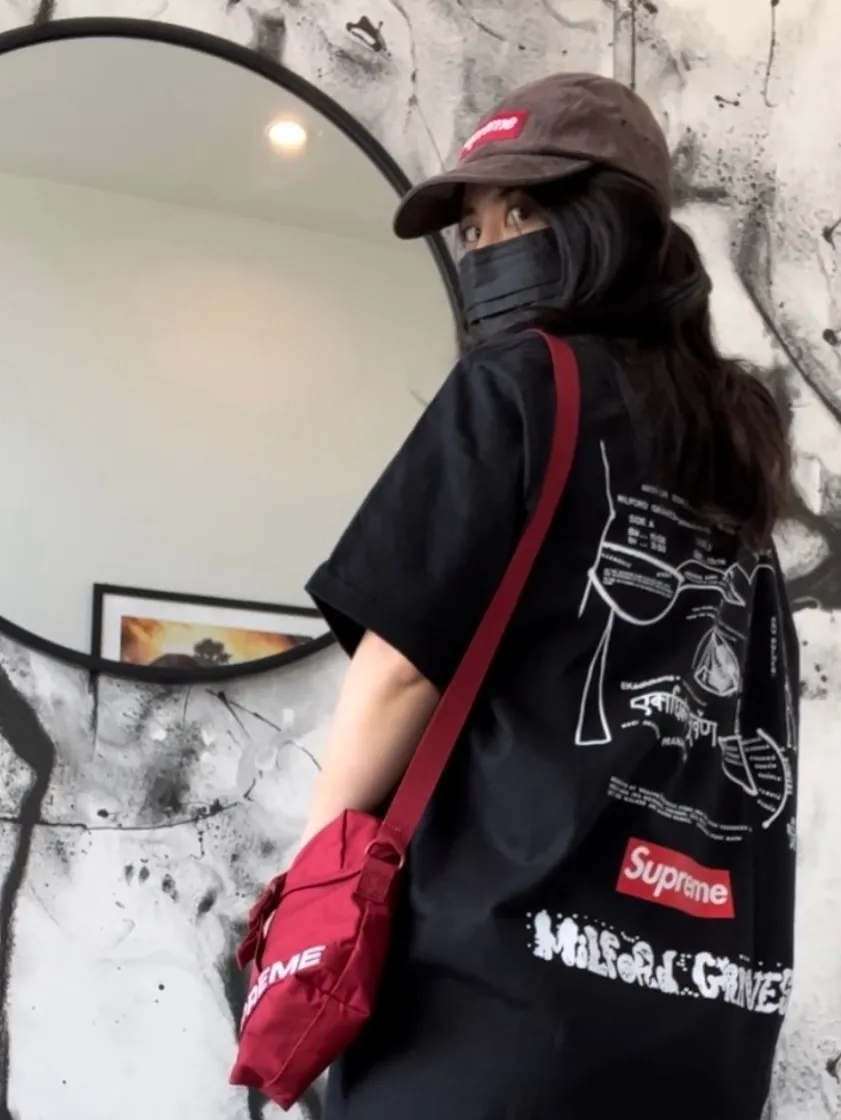 슈프림 밀포드 그레이브스 티셔츠 블랙 - 22FW thumbnail 5