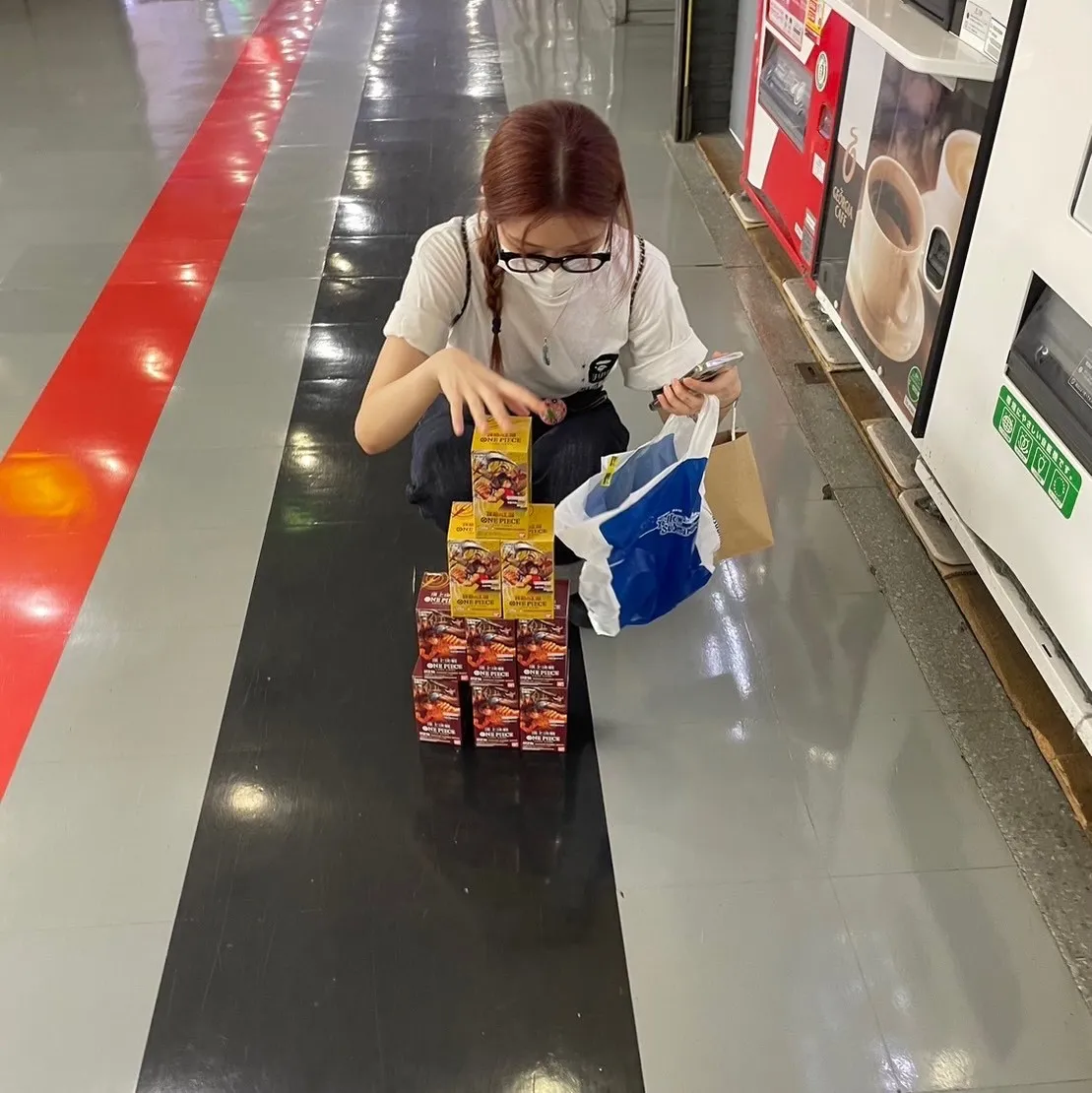 베이프 x JJJ자운드 컬리지 티셔츠 화이트 thumbnail 7