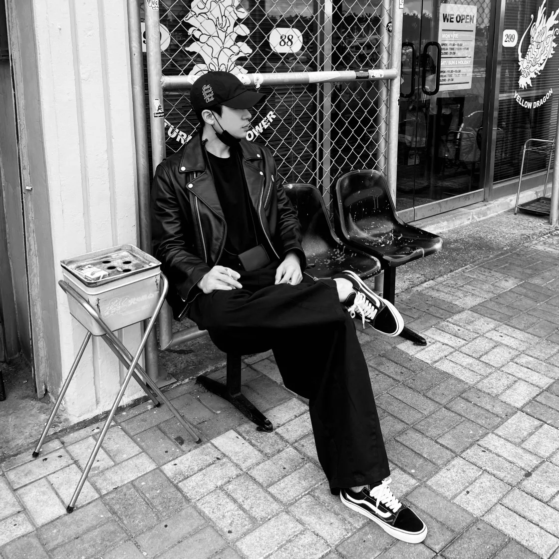 안티 소셜 소셜 클럽 x 프라그먼트 볼트 티셔츠 핑크 thumbnail 3