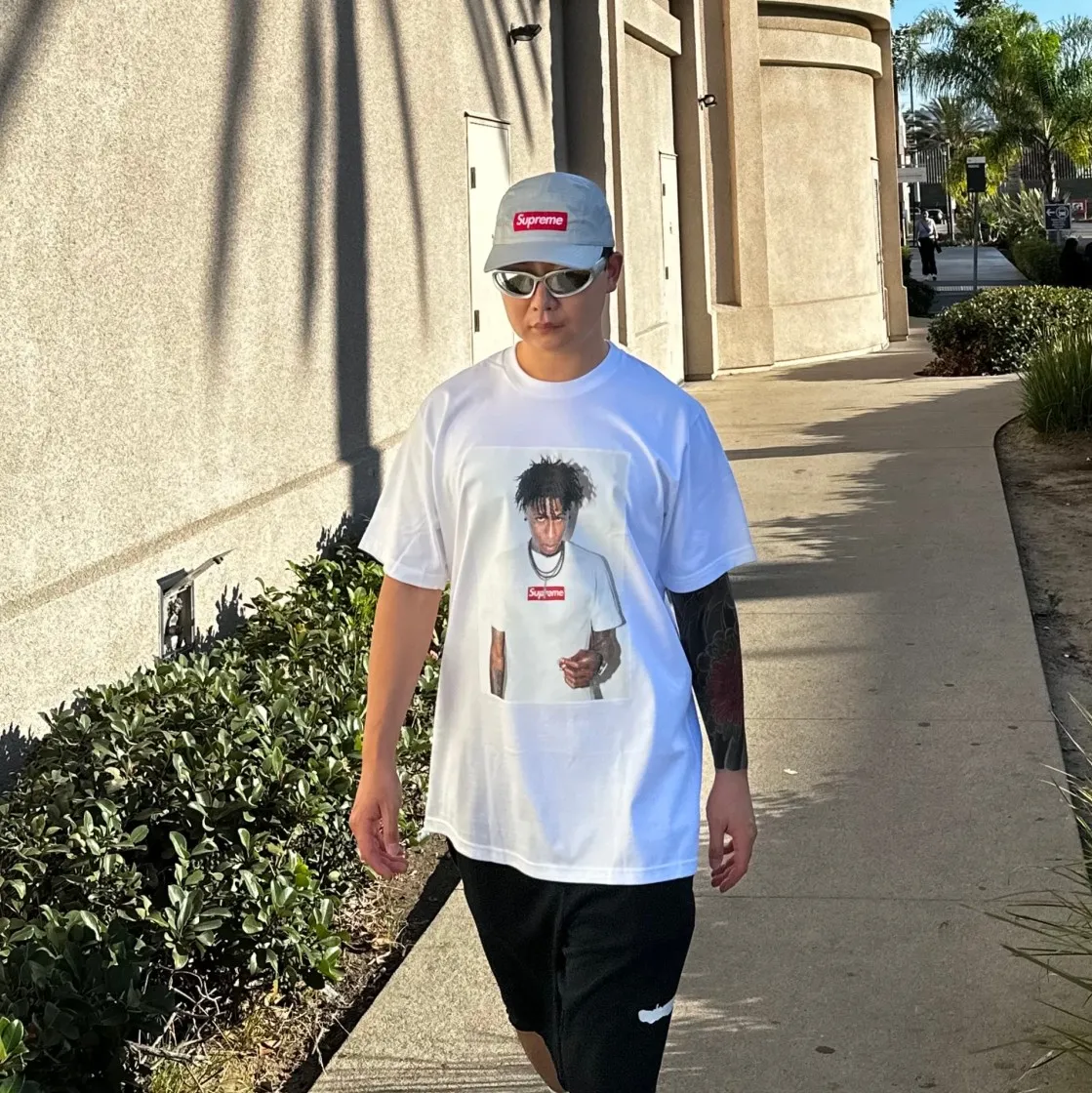 슈프림 NBA 영보이 티셔츠 화이트 - 23FW thumbnail 5