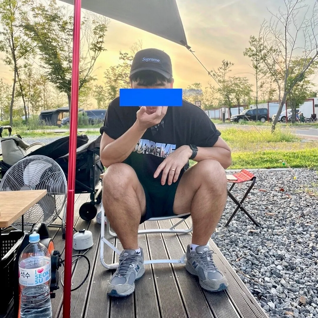 슈프림 고담 티셔츠 블랙 - 23FW thumbnail 7