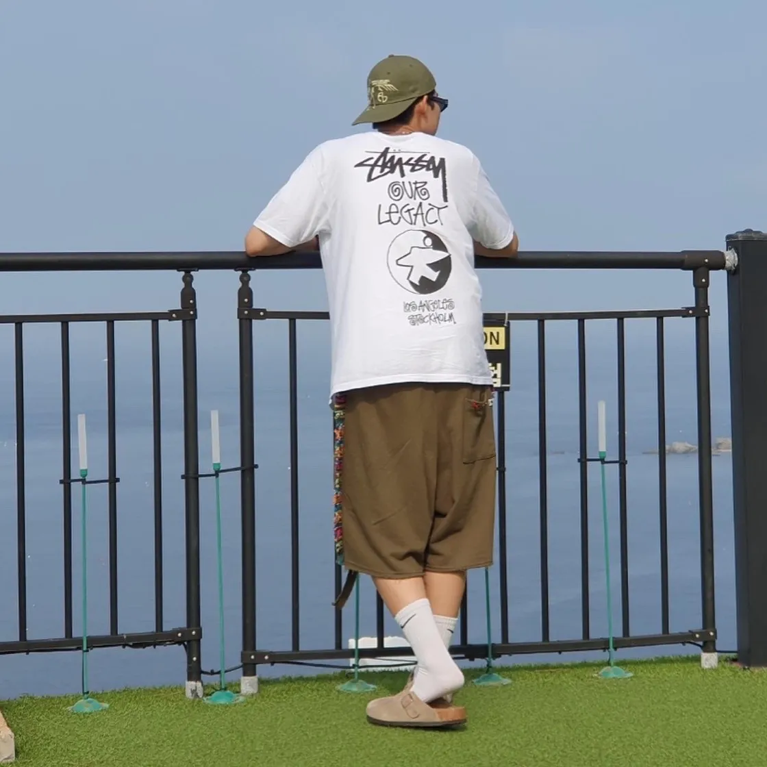 스투시 x 아워레가시 서프맨 티셔츠 화이트 - 21SS thumbnail 5