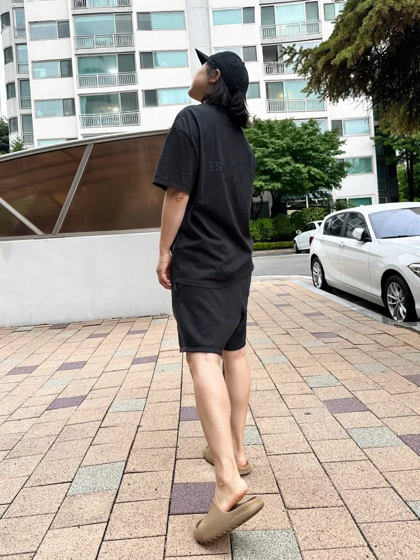 에센셜 티셔츠 블랙 - 21SS thumbnail 3