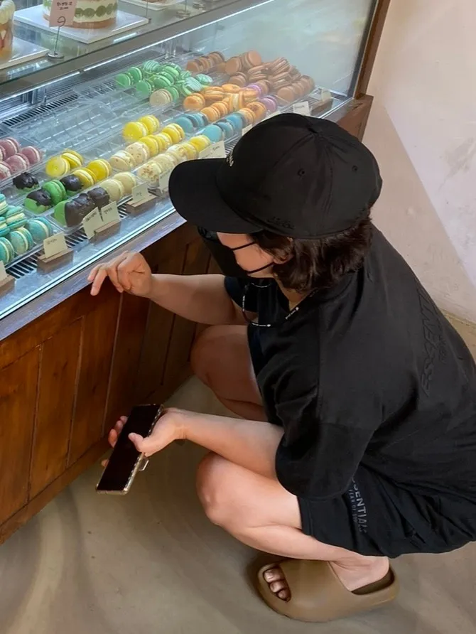 에센셜 티셔츠 블랙 - 21SS thumbnail 6