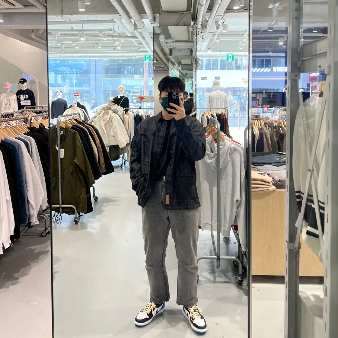 에센셜 티셔츠 블랙 - 21SS thumbnail 8