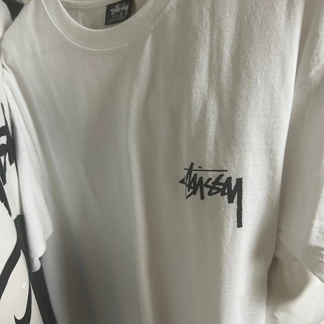 스투시 위더드 플라워 티셔츠 화이트 thumbnail 3