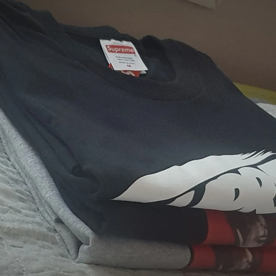 슈프림 몽 블랑 티셔츠 블랙 - 23FW thumbnail 2