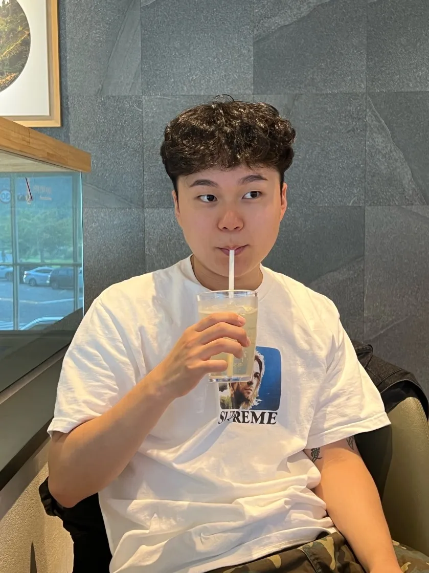 슈프림 커트 코베인 티셔츠 화이트 - 23SS thumbnail 4