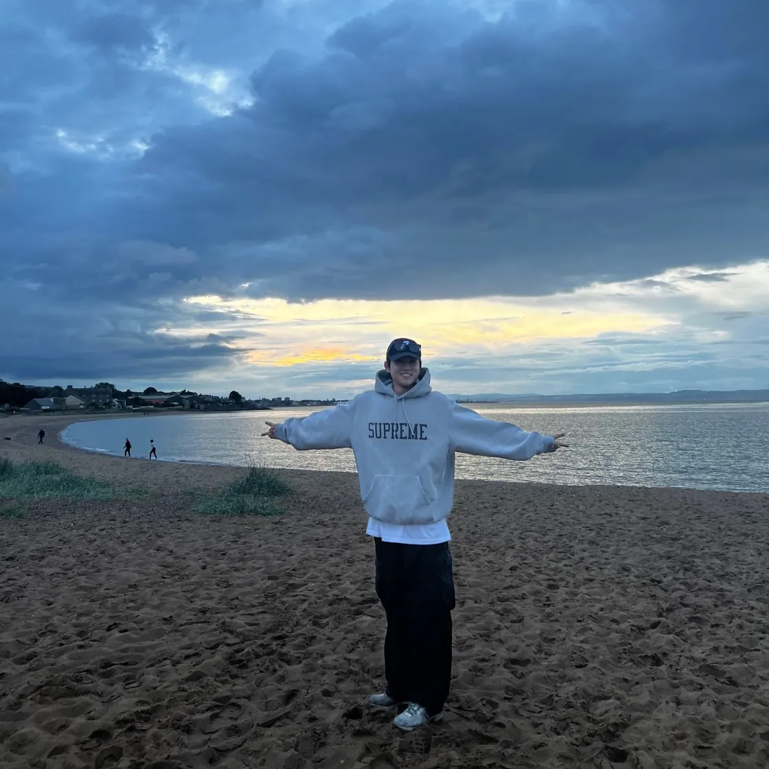 슈프림 커트 코베인 티셔츠 화이트 - 23SS thumbnail 7