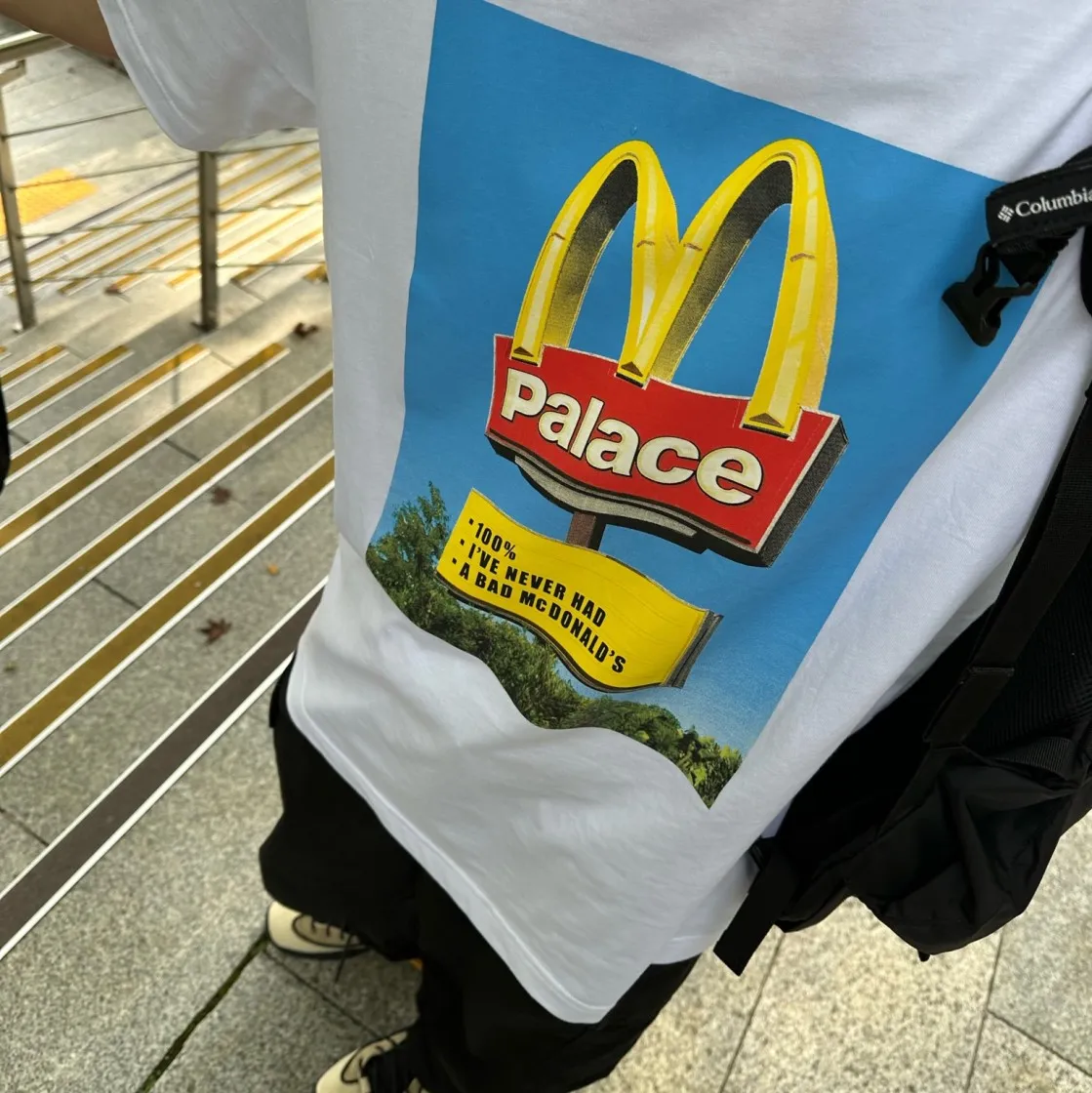 팔라스 x 맥도날드 사인 티셔츠 화이트 - 23FW thumbnail 6