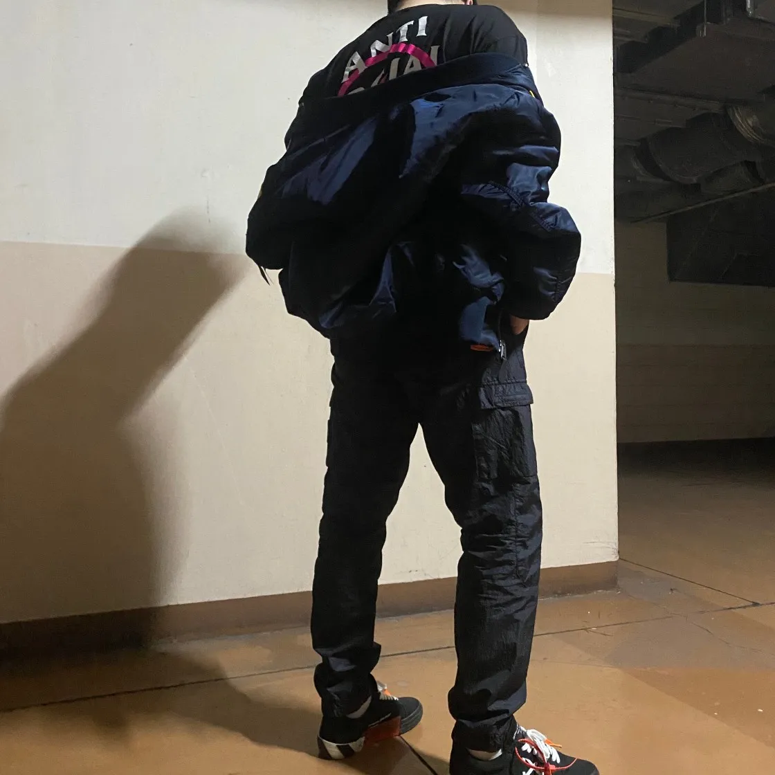 안티 소셜 소셜 클럽 x 프라그먼트 볼트 티셔츠 핑크 thumbnail 5