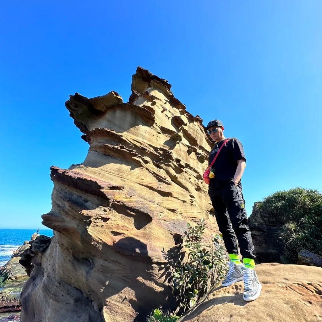 슈프림 x 카우스 초크 로고 티셔츠 네이비 - 21SS thumbnail 3