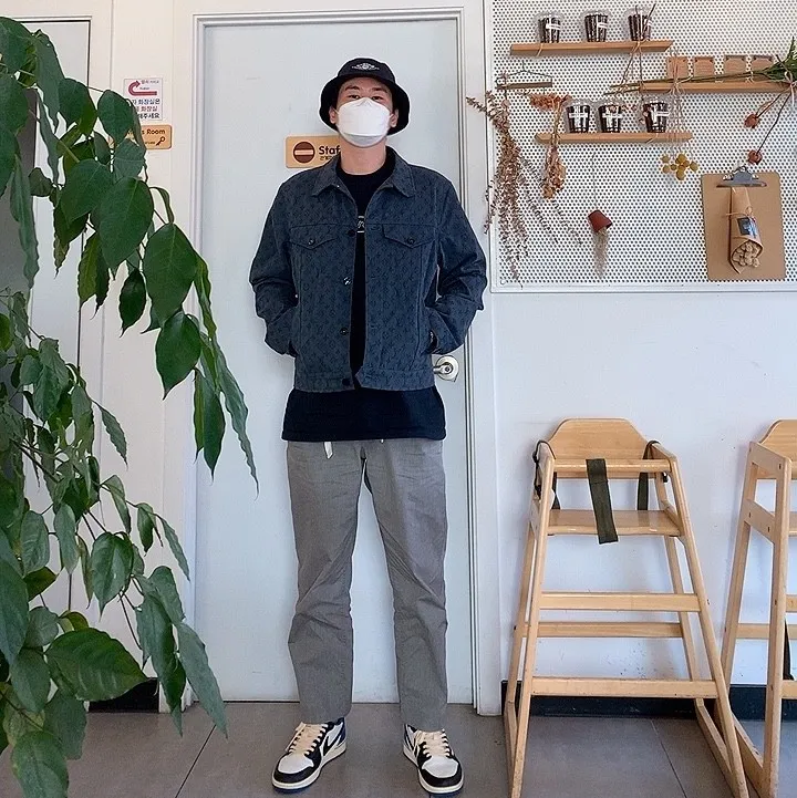 슈프림 x 카우스 초크 로고 티셔츠 네이비 - 21SS thumbnail 7