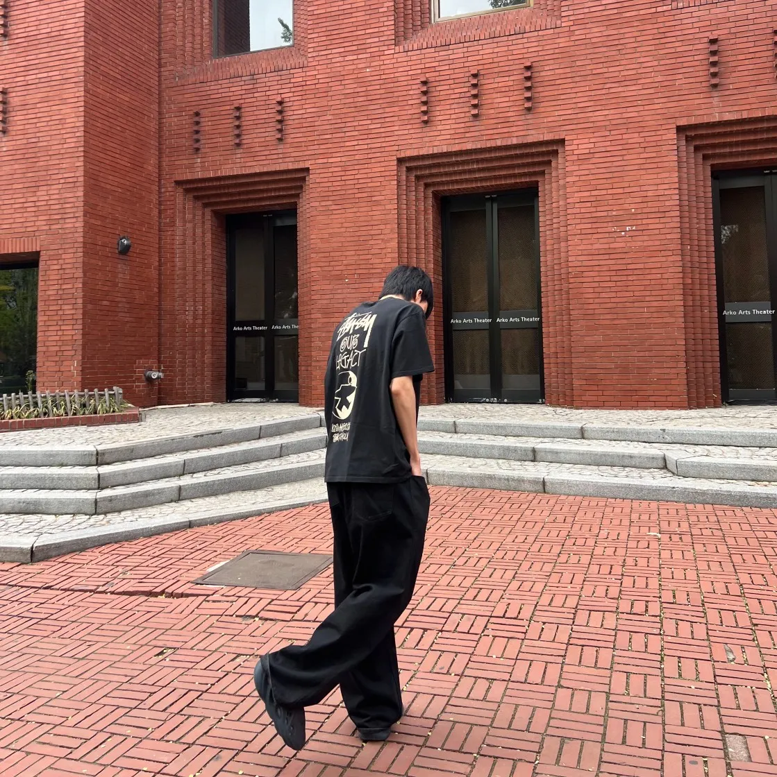 스투시 x 아워레가시 서프맨 2 피그먼트 다이드 티셔츠 블랙 thumbnail 4