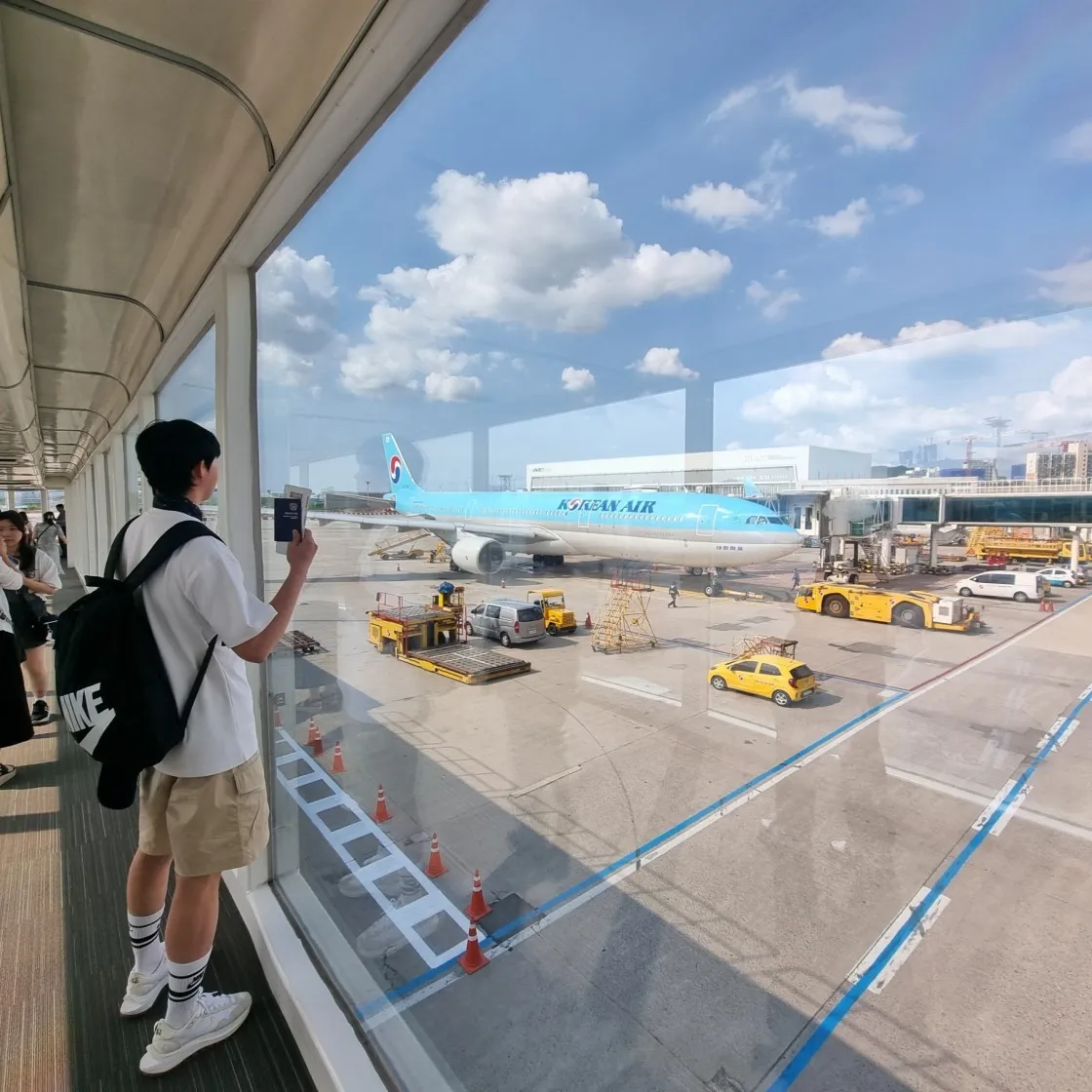 메종 키츠네 x 아더에러 더 블루이스트 폭스 티셔츠 화이트 thumbnail 4