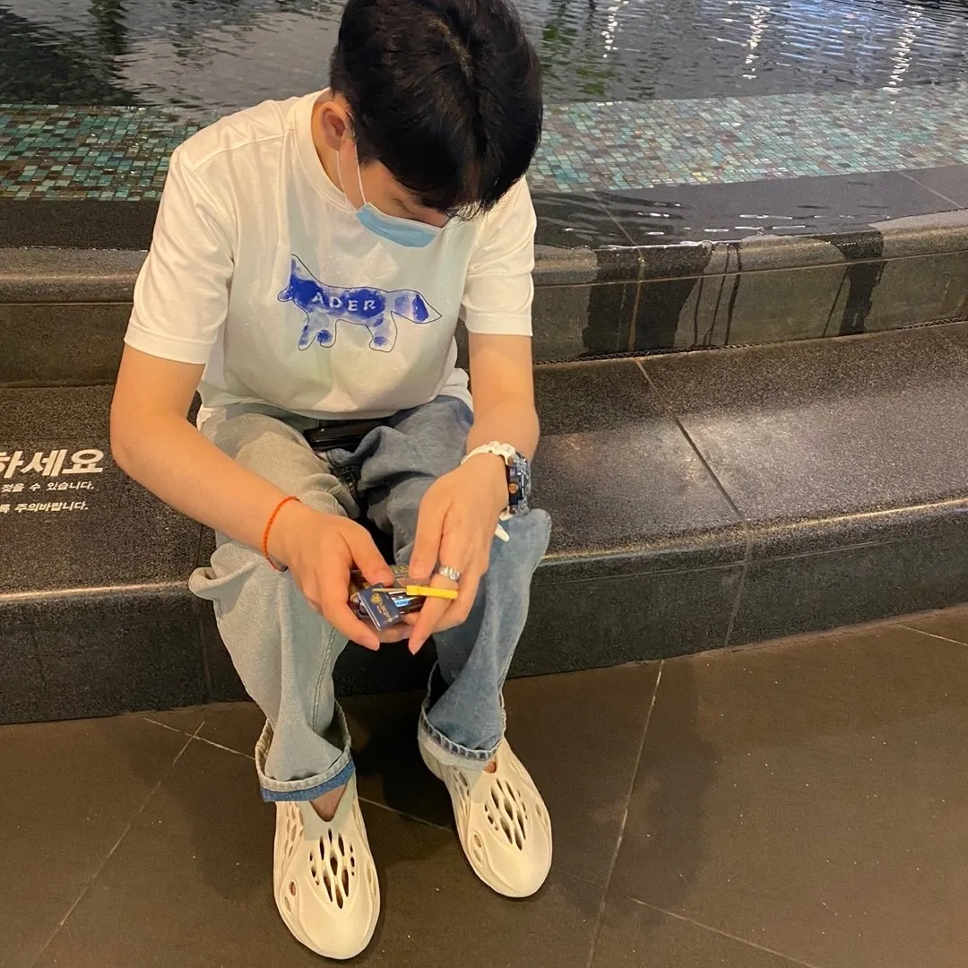 메종 키츠네 x 아더에러 포그 폭스 티셔츠 오프 화이트 thumbnail 3