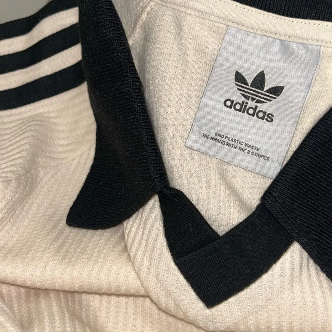 아디다스 아디컬러 클래식 와플 폴로 셔츠 원더 화이트 - US 사이즈 thumbnail 5