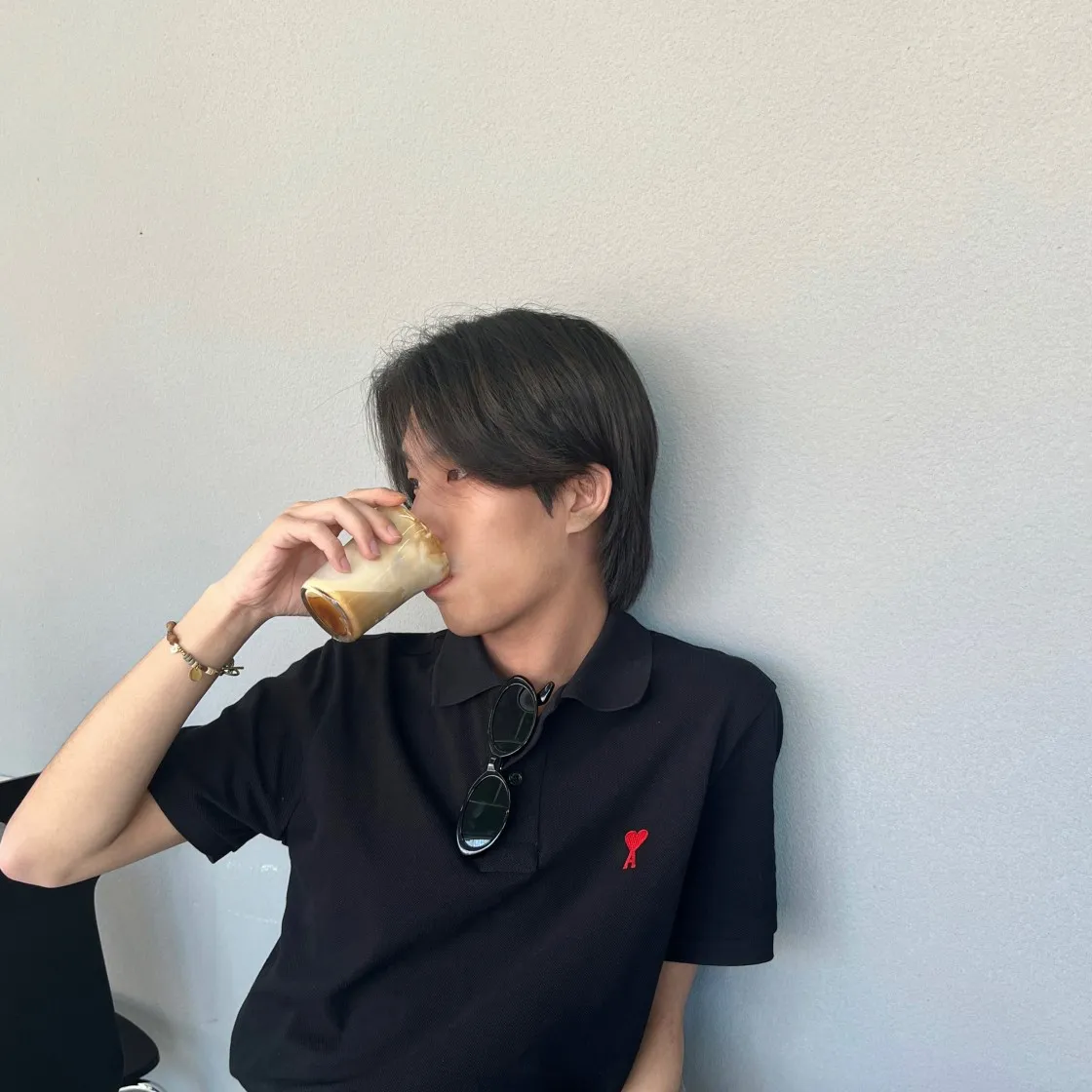 아미 스몰 하트 로고 폴로 셔츠 블랙 thumbnail 2