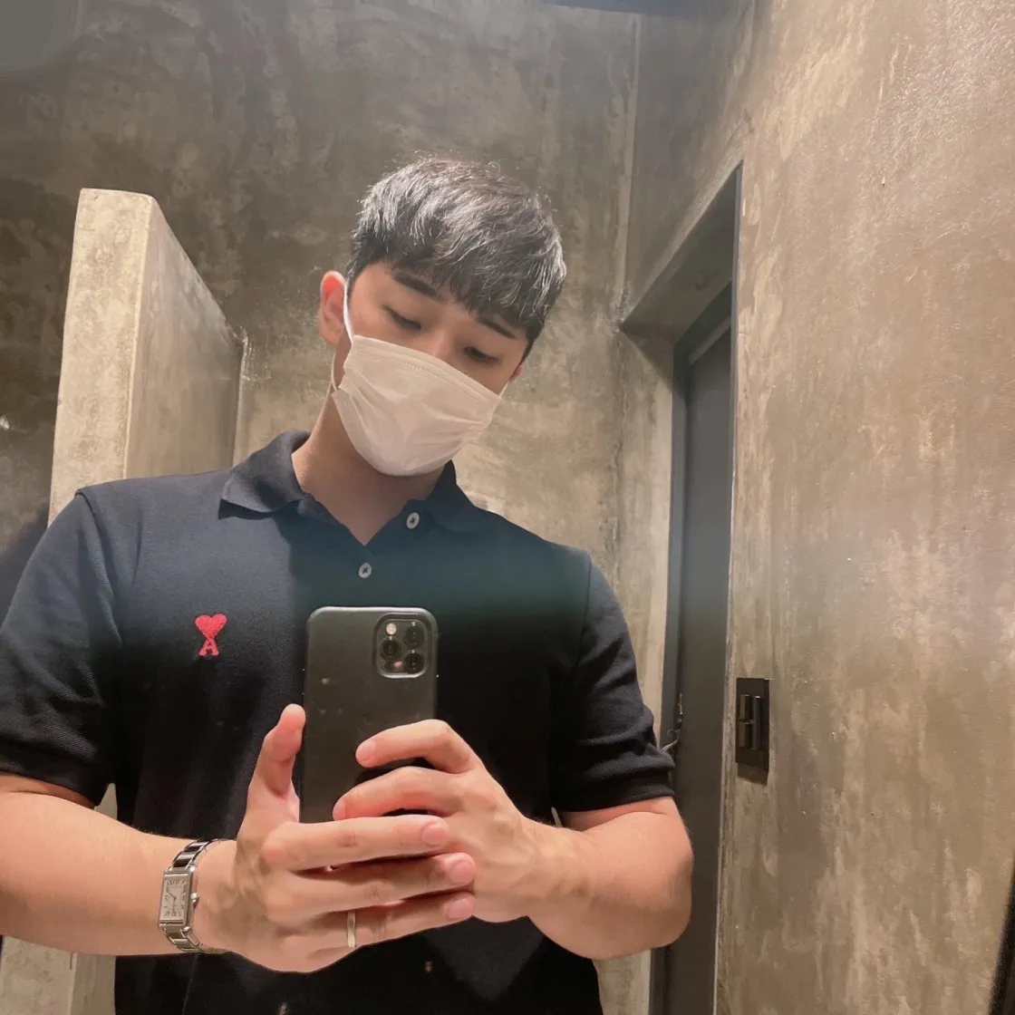 아미 스몰 하트 로고 폴로 셔츠 블랙 thumbnail 3