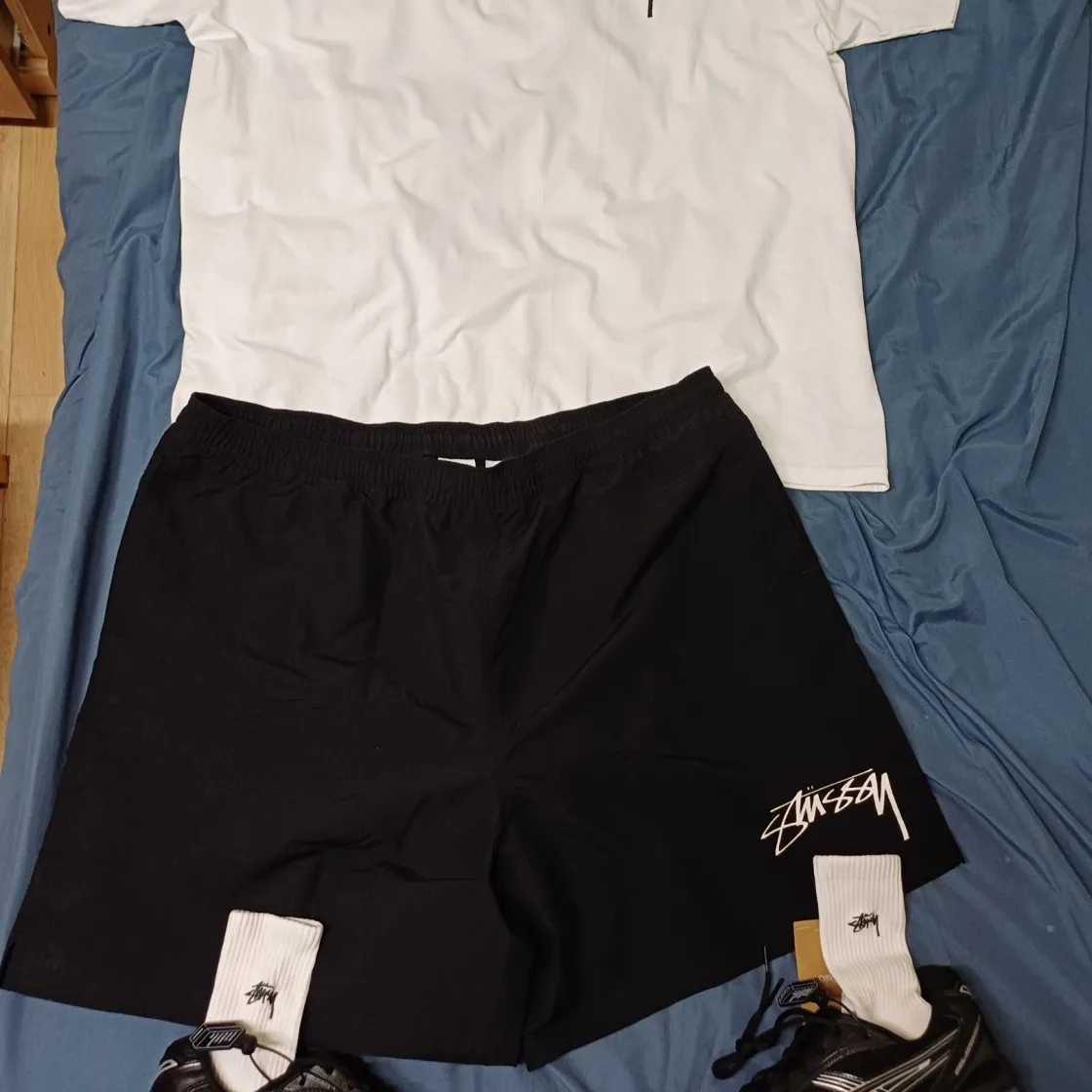 스투시 플러시 티셔츠 화이트 thumbnail 2