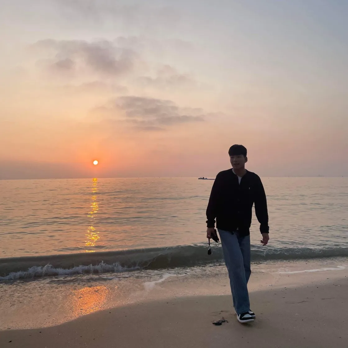 플레이 꼼데가르송 레드 하트 티셔츠 화이트 thumbnail 5