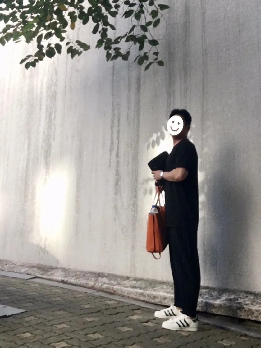 비비안 웨스트우드 클래식 로고 티셔츠 블랙 thumbnail 3