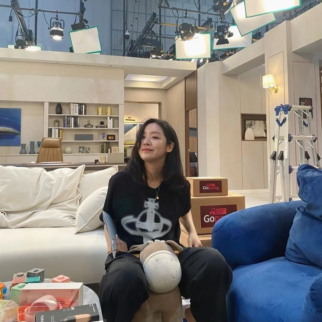 비비안 웨스트우드 스프레이 오브 코튼 티셔츠 블랙 thumbnail 4