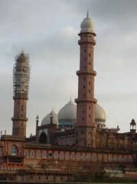 TAJ UL MASJID