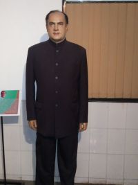 WAX MUSEUM (70)