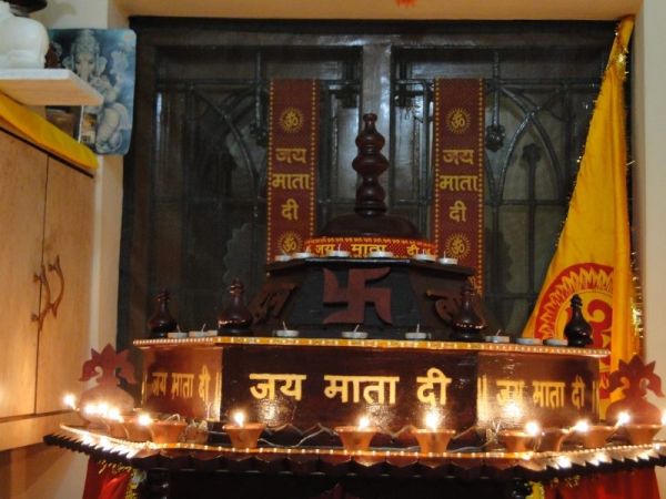 Vaishno Devi pilgrimage scene image 2