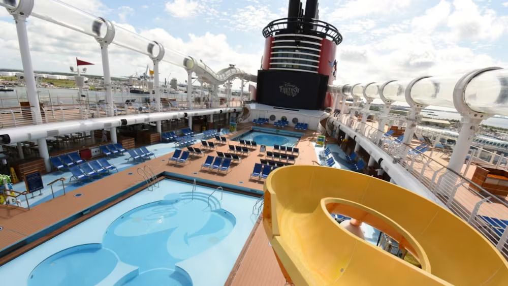 Piscina do Mickey