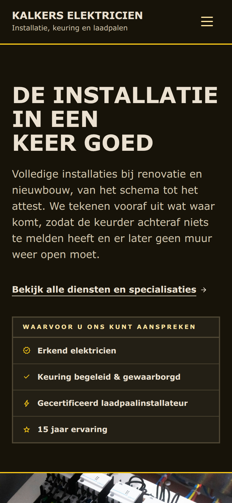 Dezelfde pagina op een telefoon, voor een elektricien